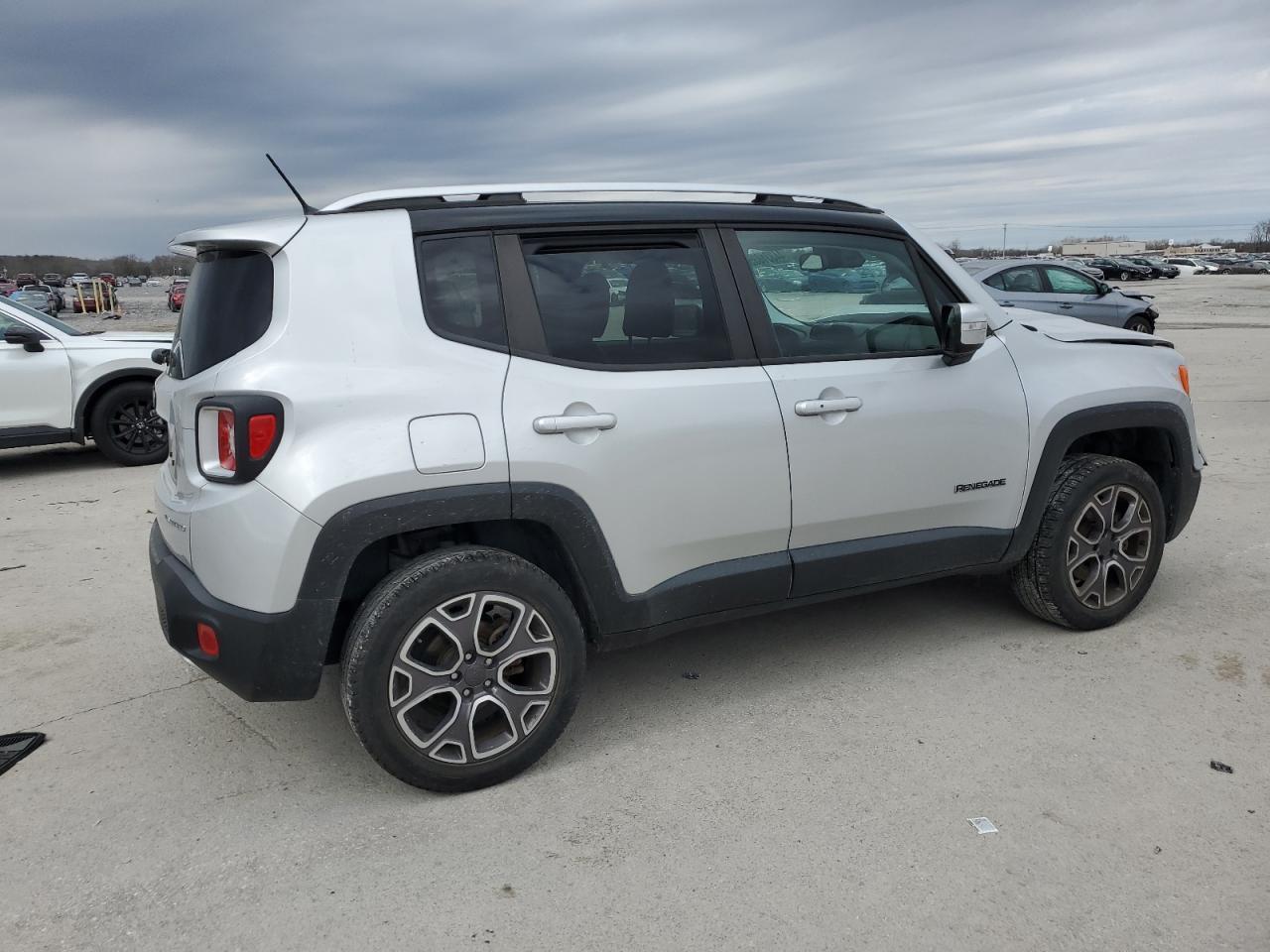 2017 JEEP RENEGADE L - Фото 3