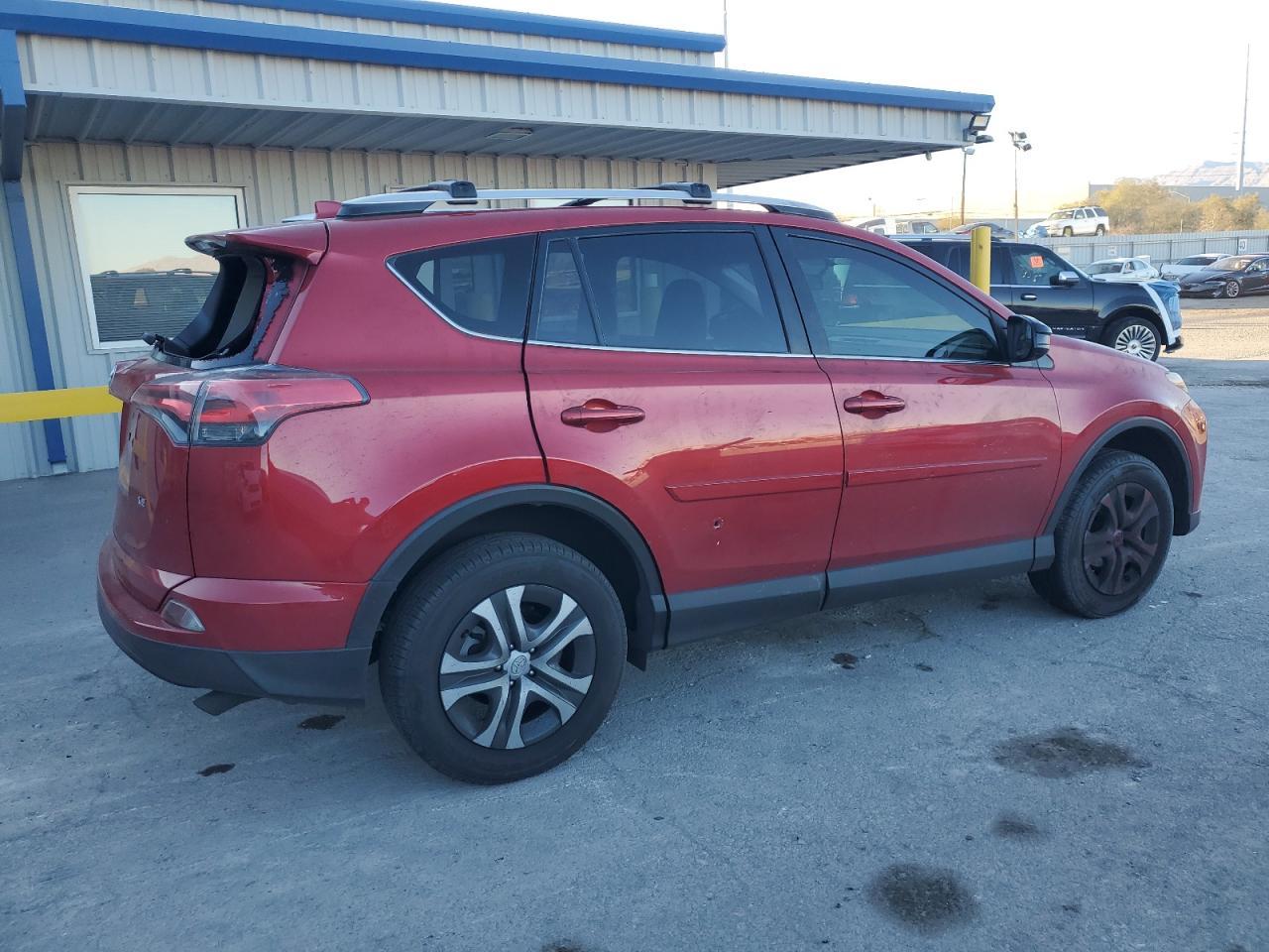 2016 TOYOTA RAV4 LE - Фото 3