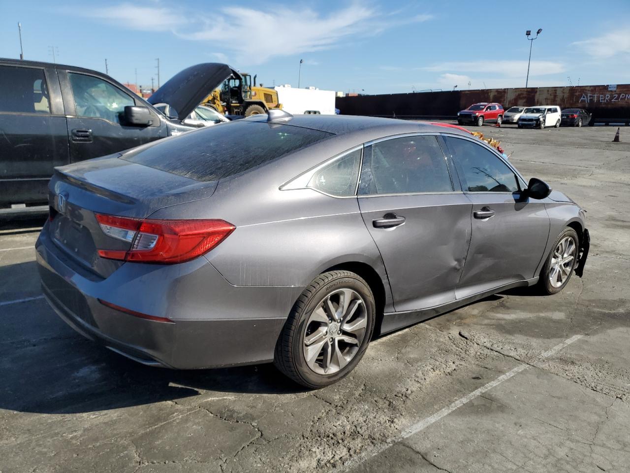 2018 HONDA ACCORD LX - Фото 3