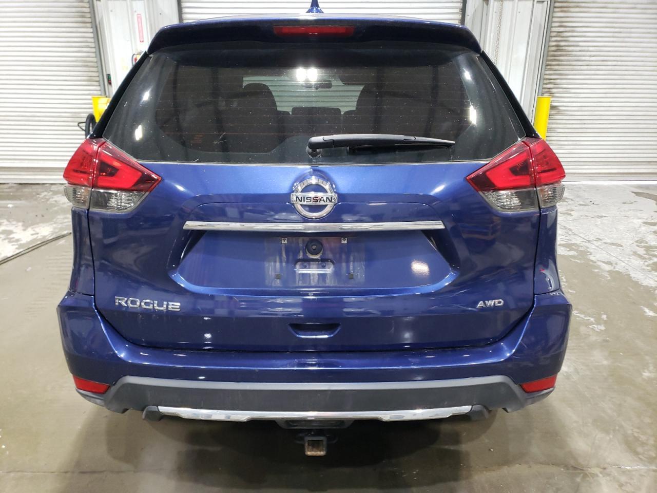 2017 NISSAN ROGUE S - Image 6