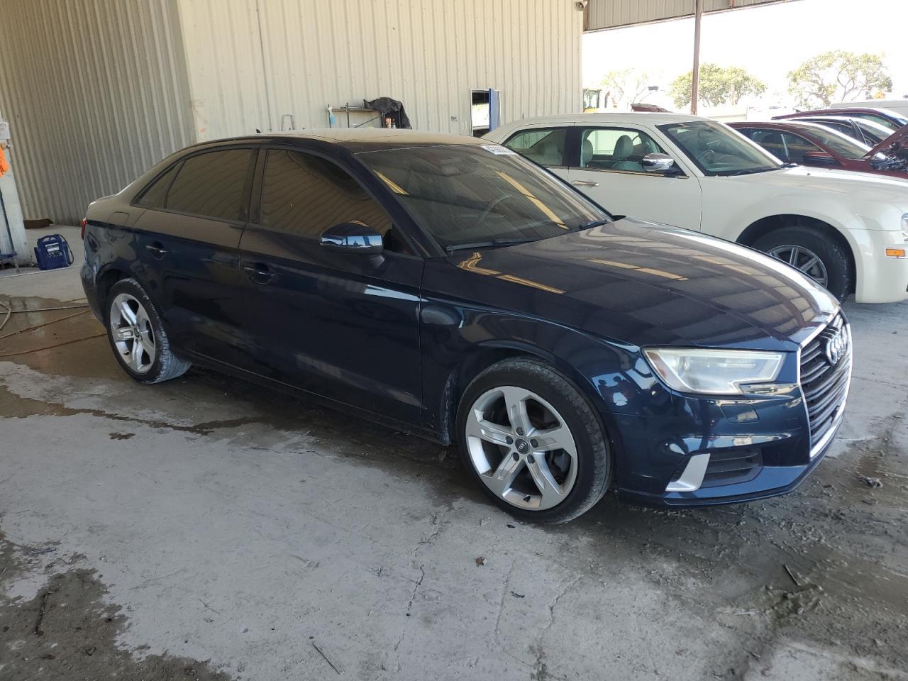 2017 AUDI A3 PREMIUM - Image 4