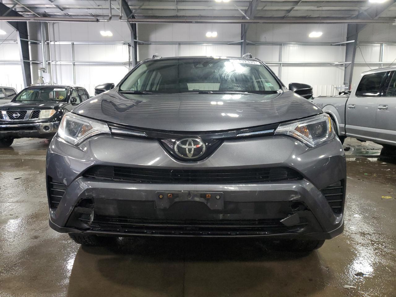 2018 TOYOTA RAV4 LE - Фото 5