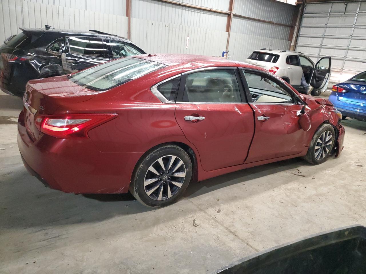 2016 NISSAN ALTIMA 2.5 - Фото 3