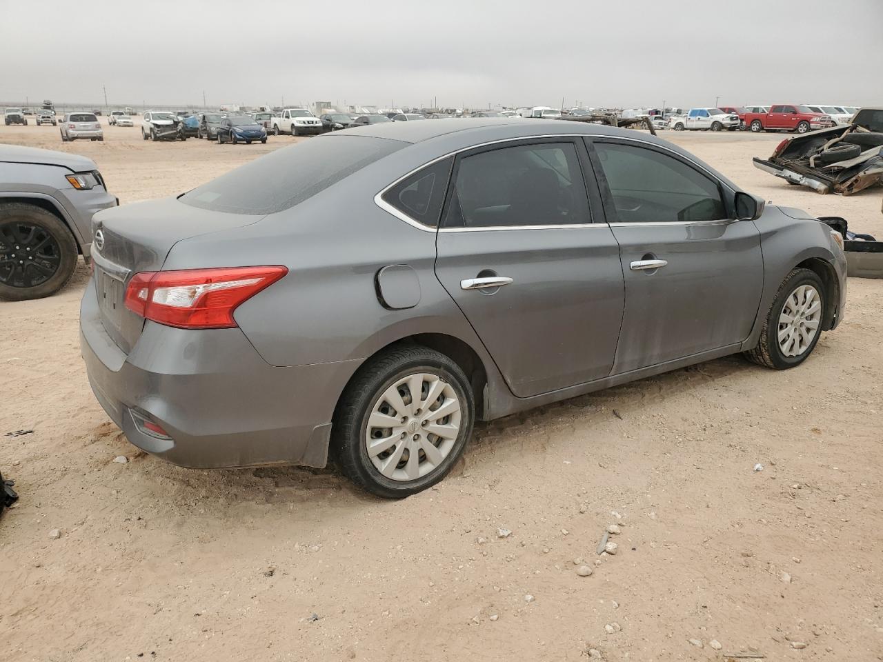 2017 NISSAN SENTRA S - Фото 3