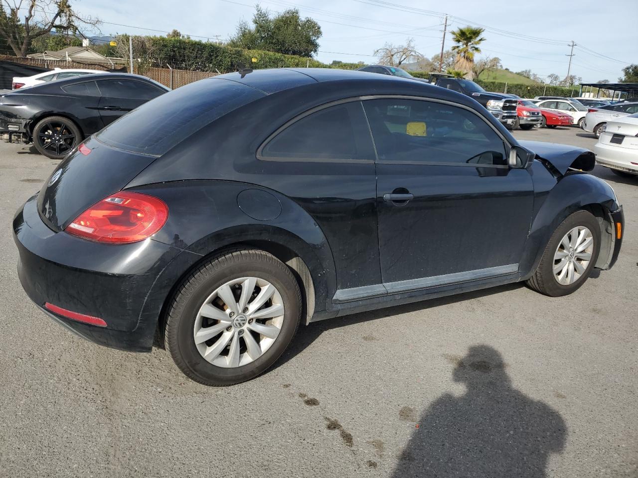 2014 VOLKSWAGEN BEETLE - Image 3