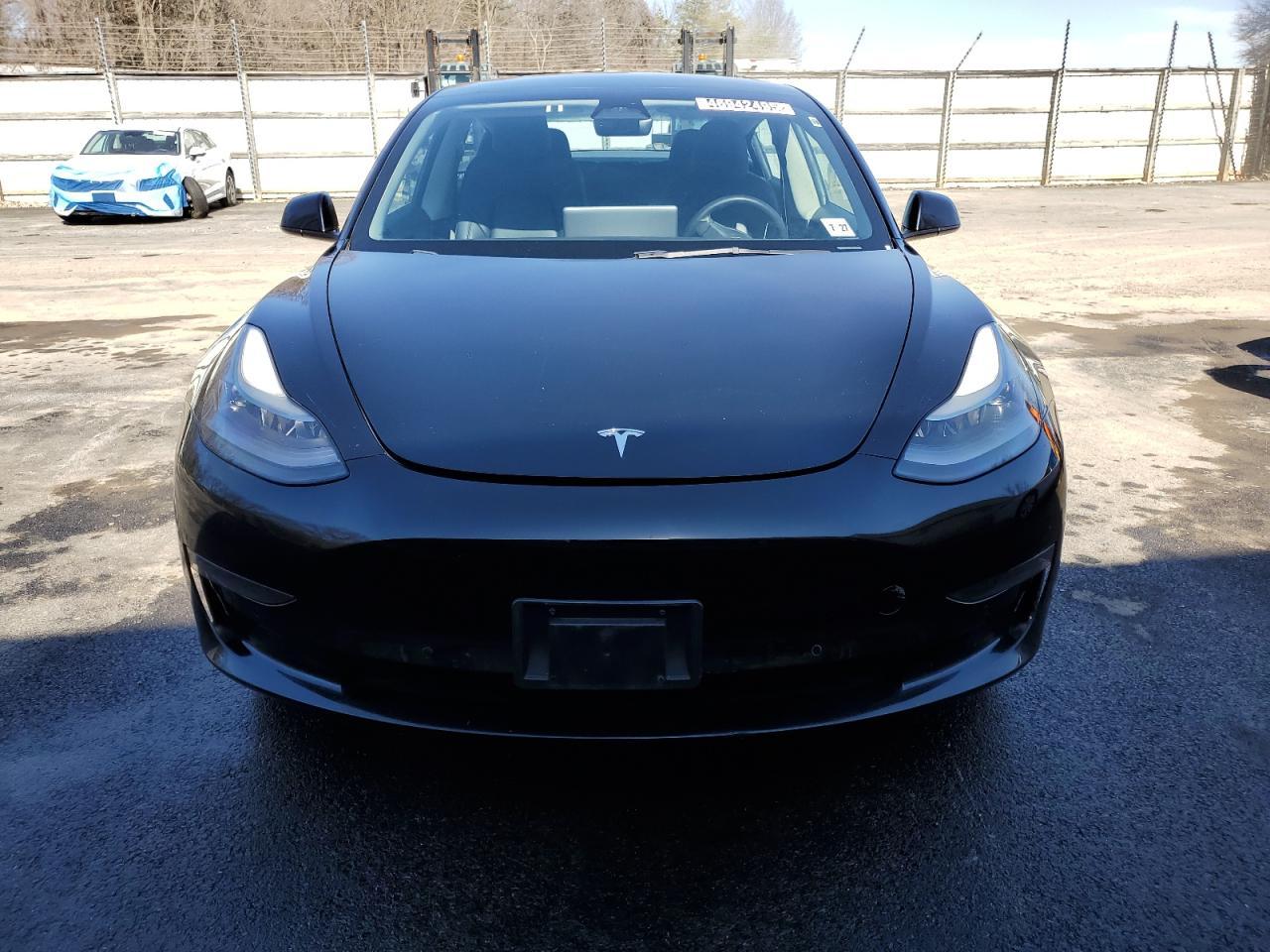 2022 TESLA MODEL 3 - Фото 5