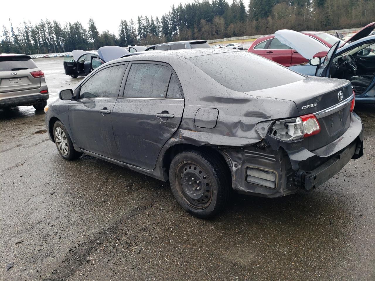 2013 TOYOTA COROLLA BA - Фото 2