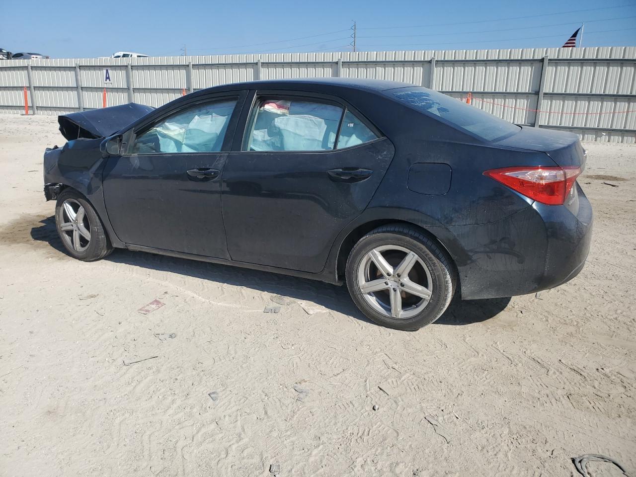 2018 TOYOTA COROLLA L - Фото 2