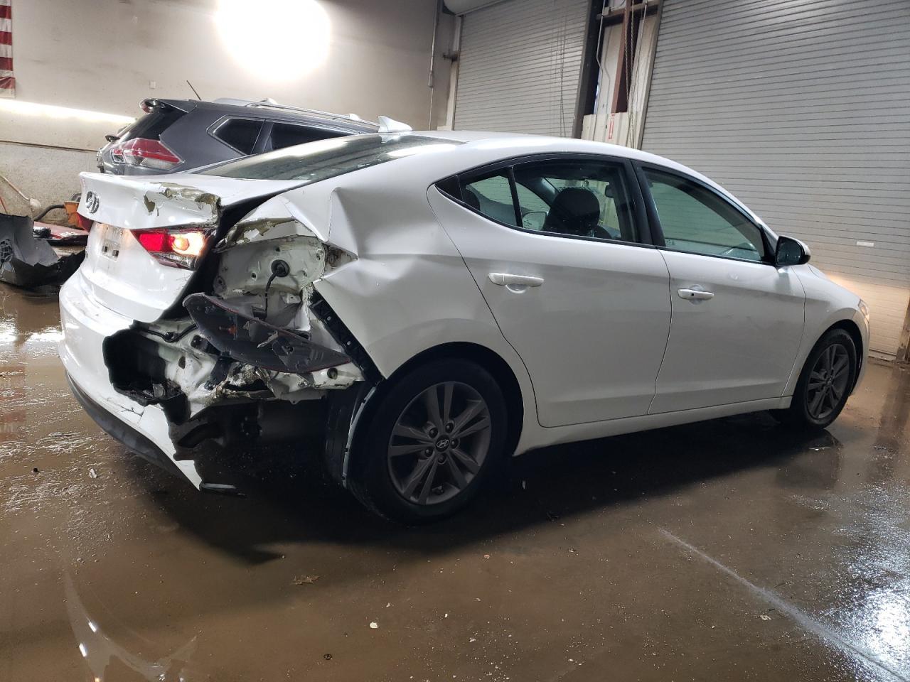 2018 HYUNDAI ELANTRA SE - Image 3