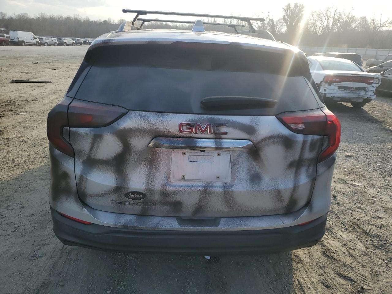 2018 GMC TERRAIN SL - Image 6