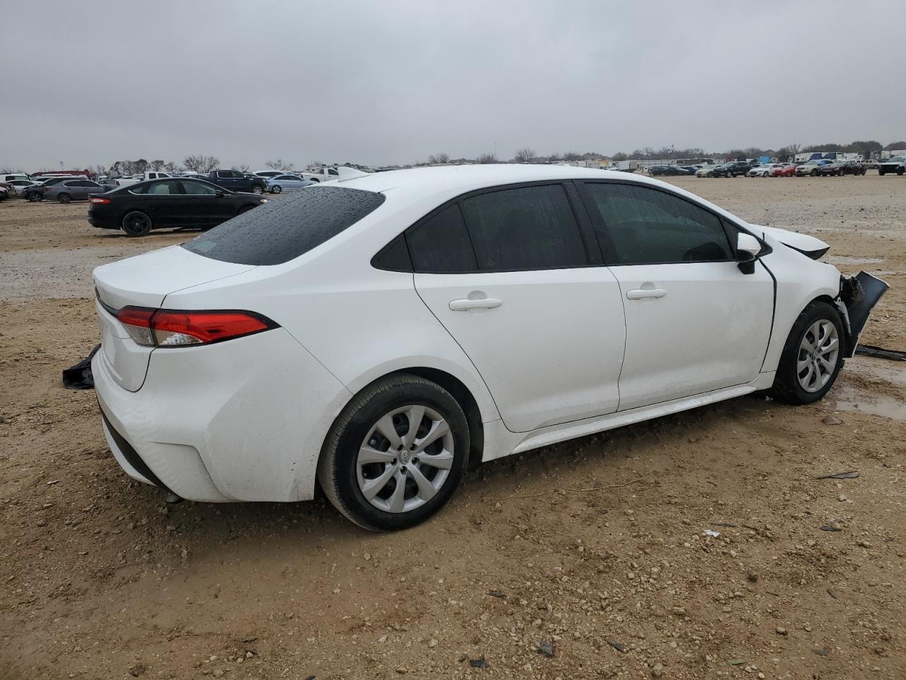 2022 TOYOTA COROLLA LE - Image 3