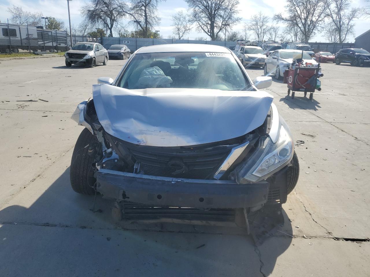 2018 NISSAN ALTIMA 2.5 - Фото 5