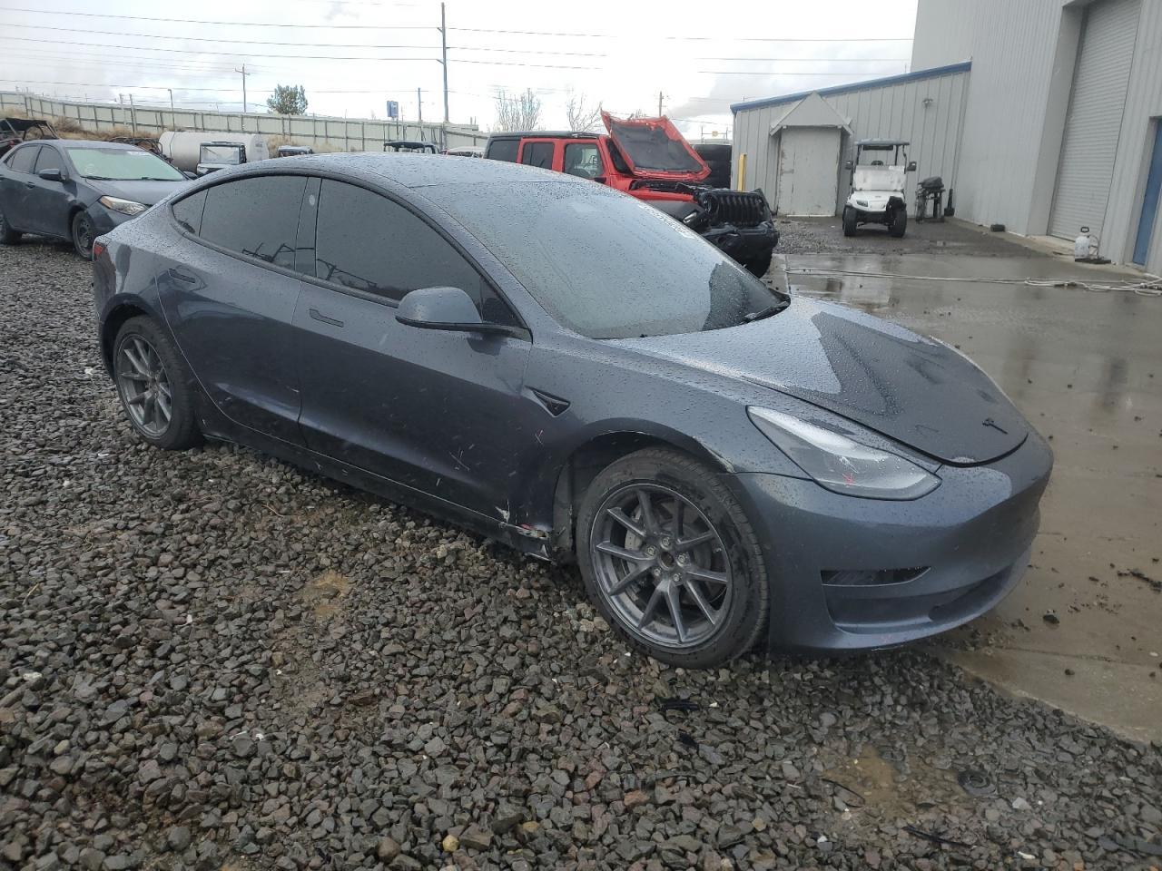 2022 TESLA MODEL 3 - Image 4