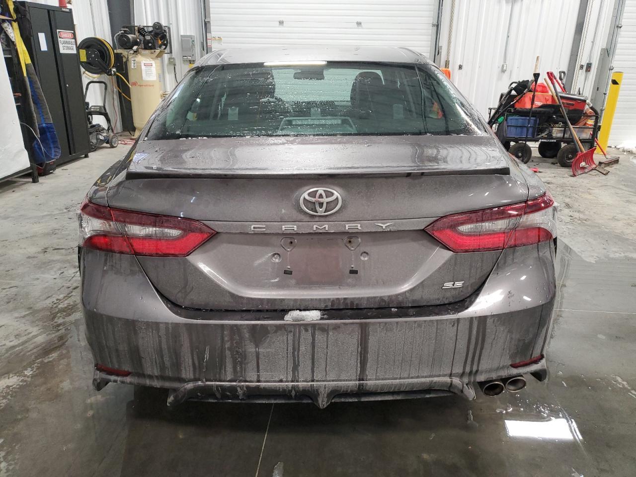 2021 TOYOTA CAMRY SE - Image 6