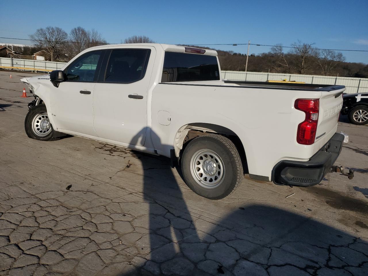 2019 CHEVROLET SILVERADO - Image 2