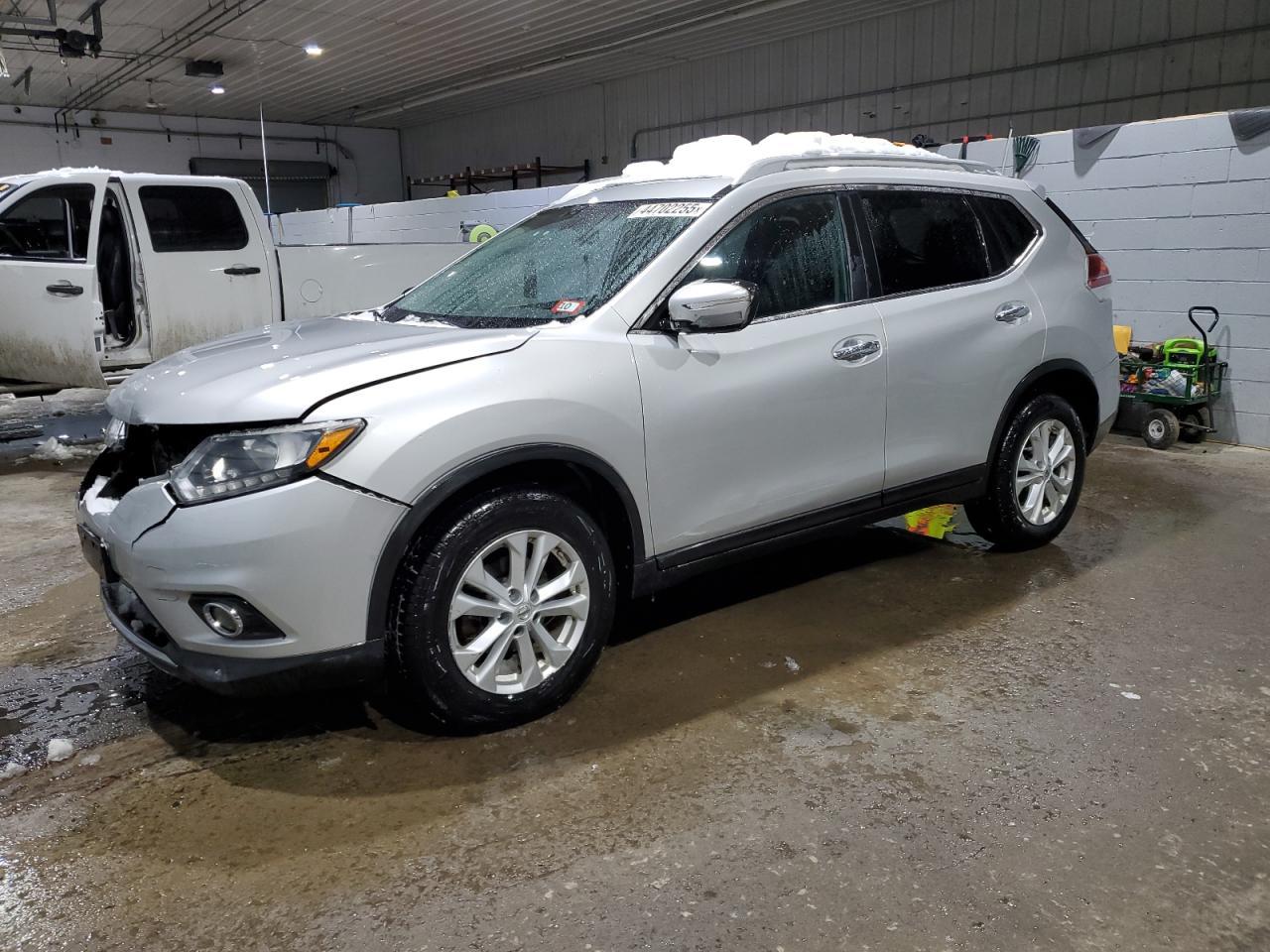 2015 NISSAN ROGUE S