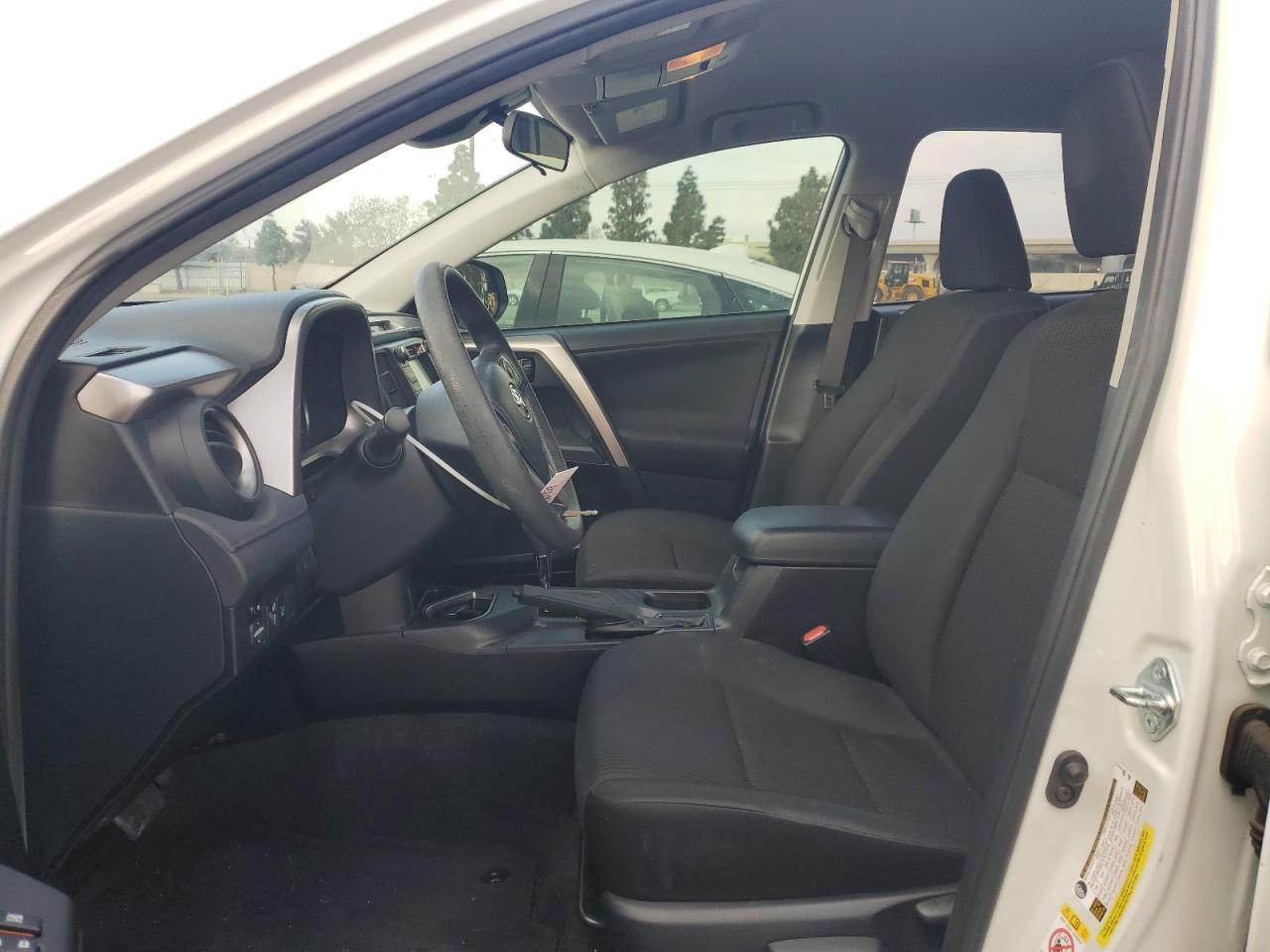 2018 TOYOTA RAV4 LE - Image 7