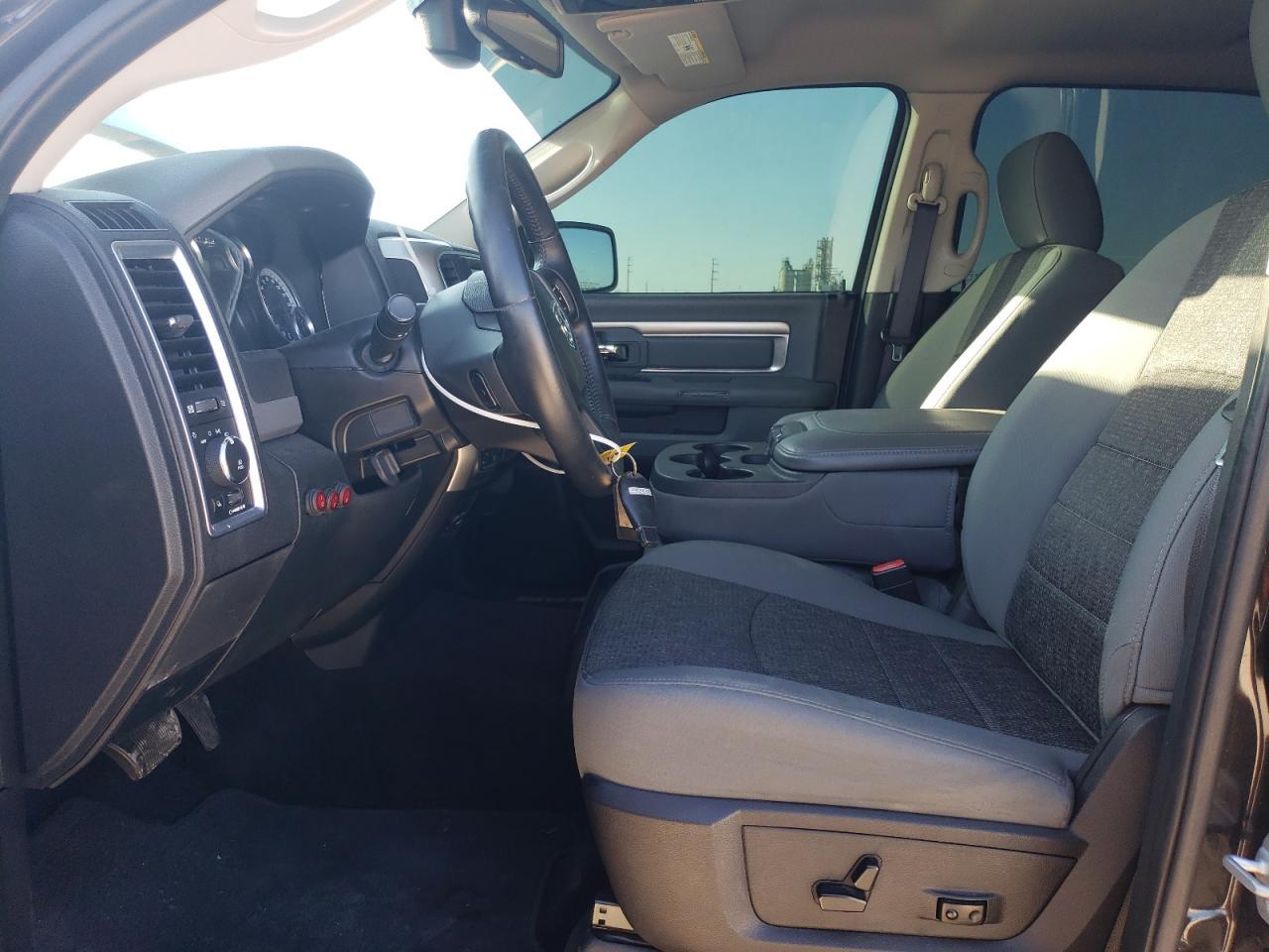 2015 RAM 1500 SLT - Image 7