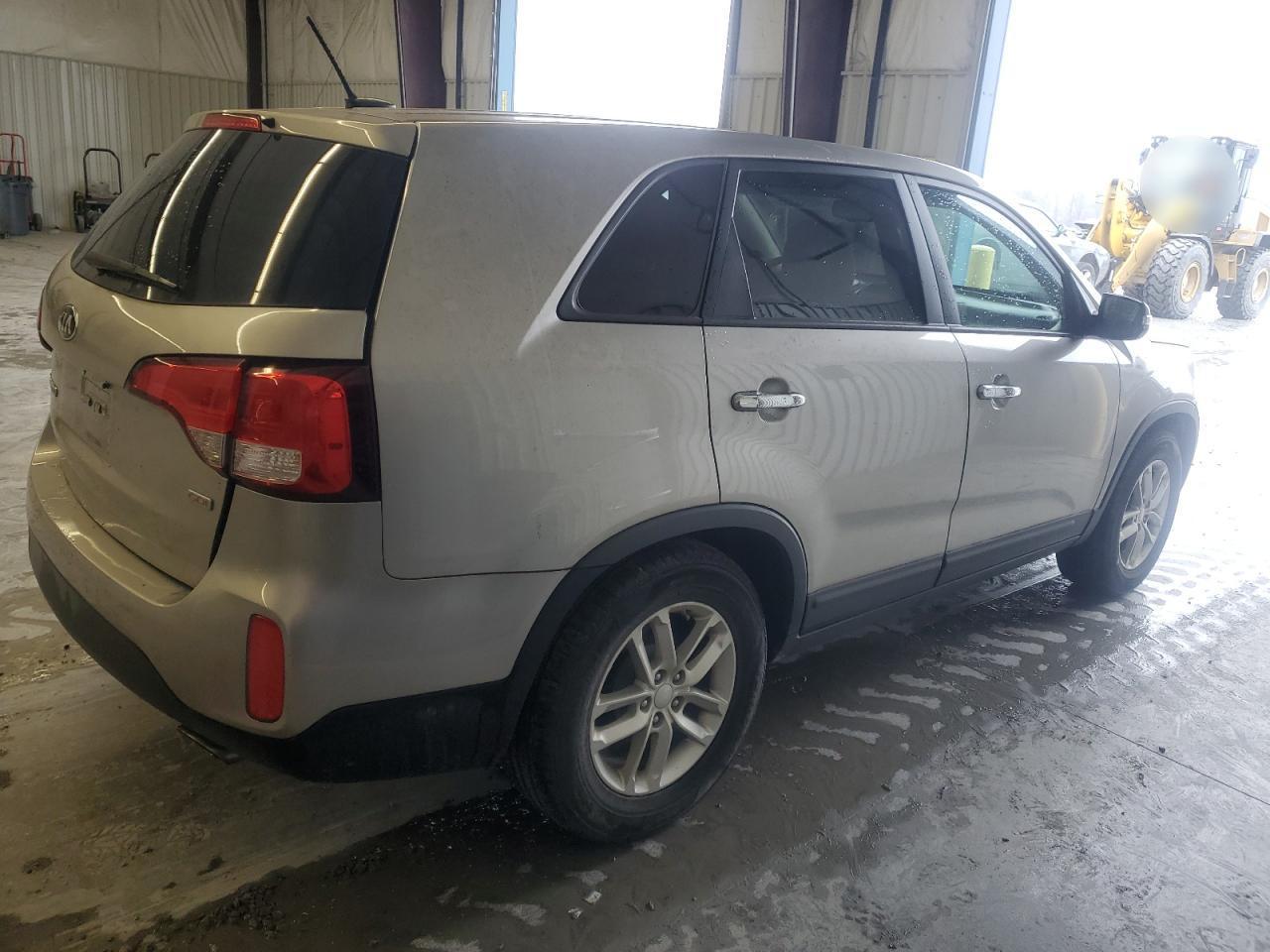 2014 KIA SORENTO LX - Фото 3