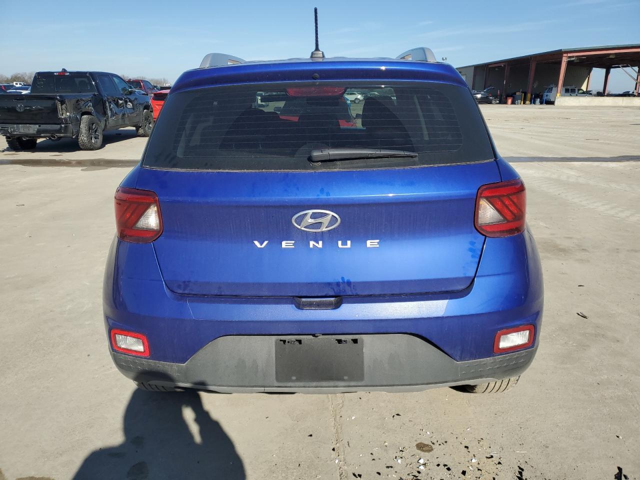 2024 HYUNDAI VENUE SEL - Фото 6