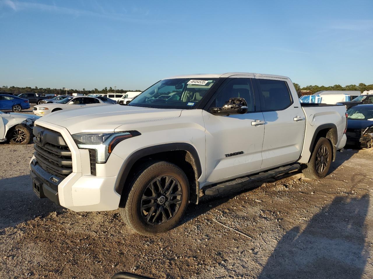2024 TOYOTA TUNDRA CRE