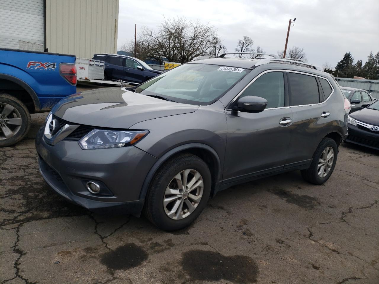 2015 NISSAN ROGUE S