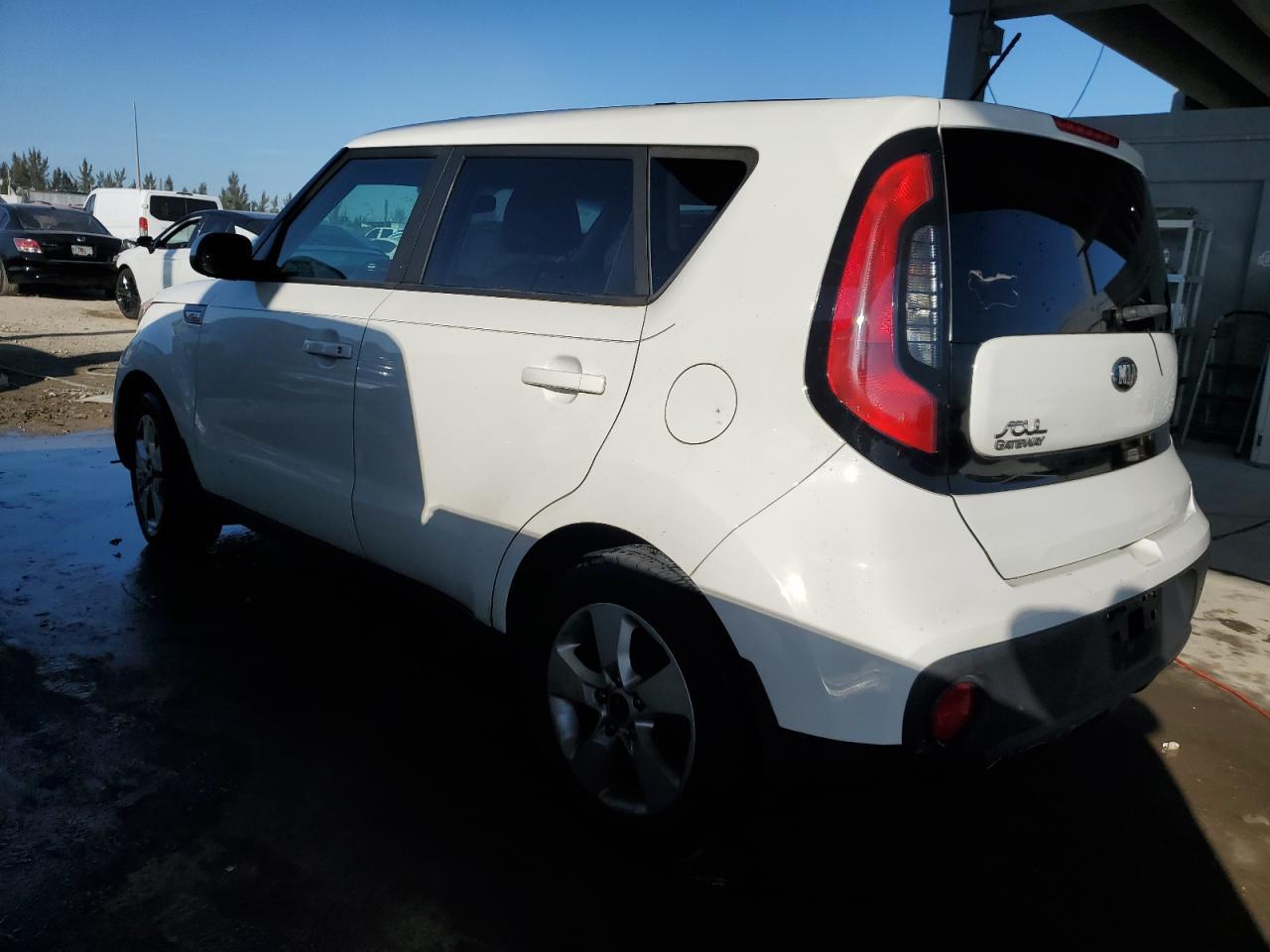 2017 KIA SOUL - Фото 2