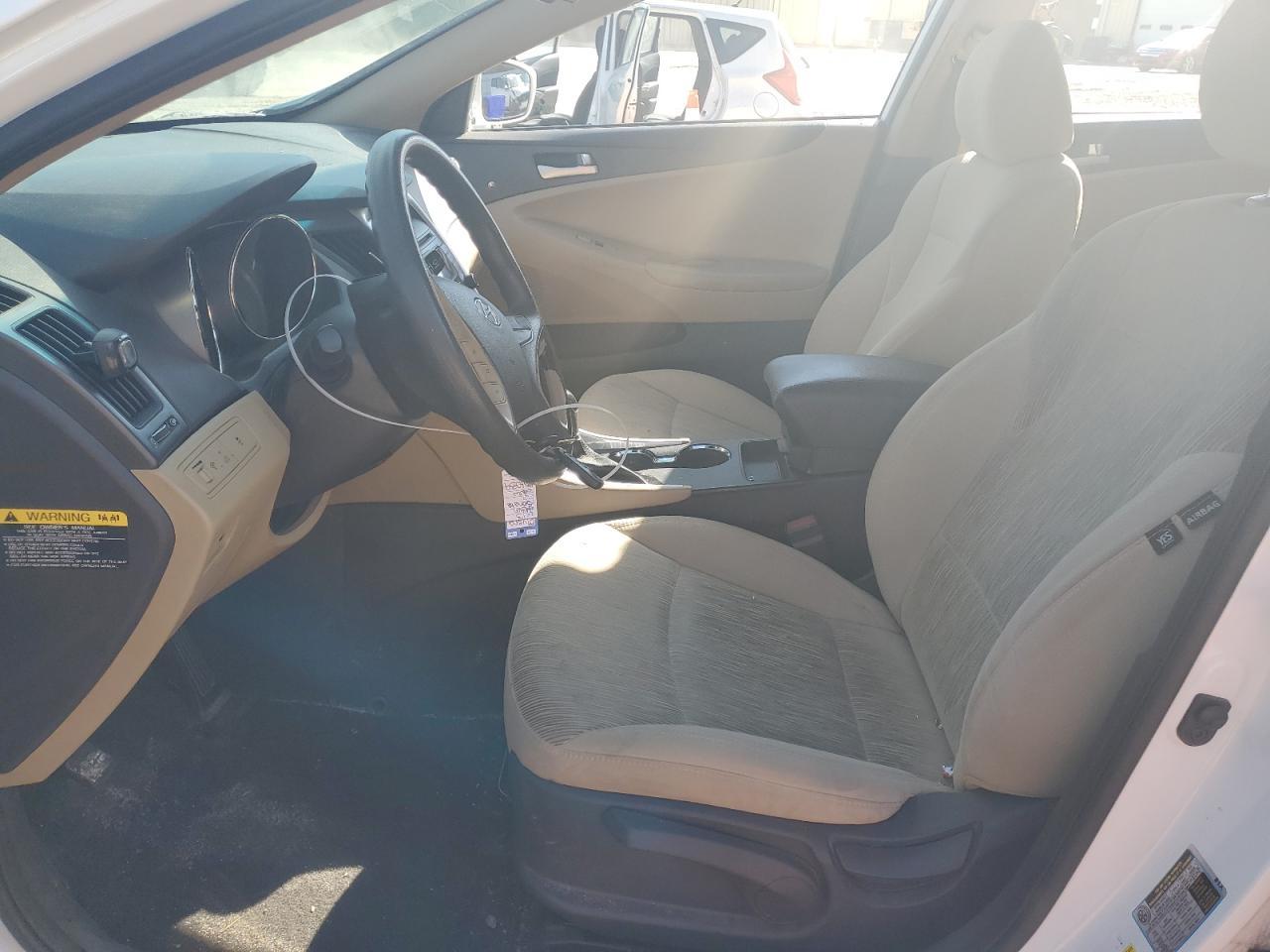 2013 HYUNDAI SONATA GLS - Image 7