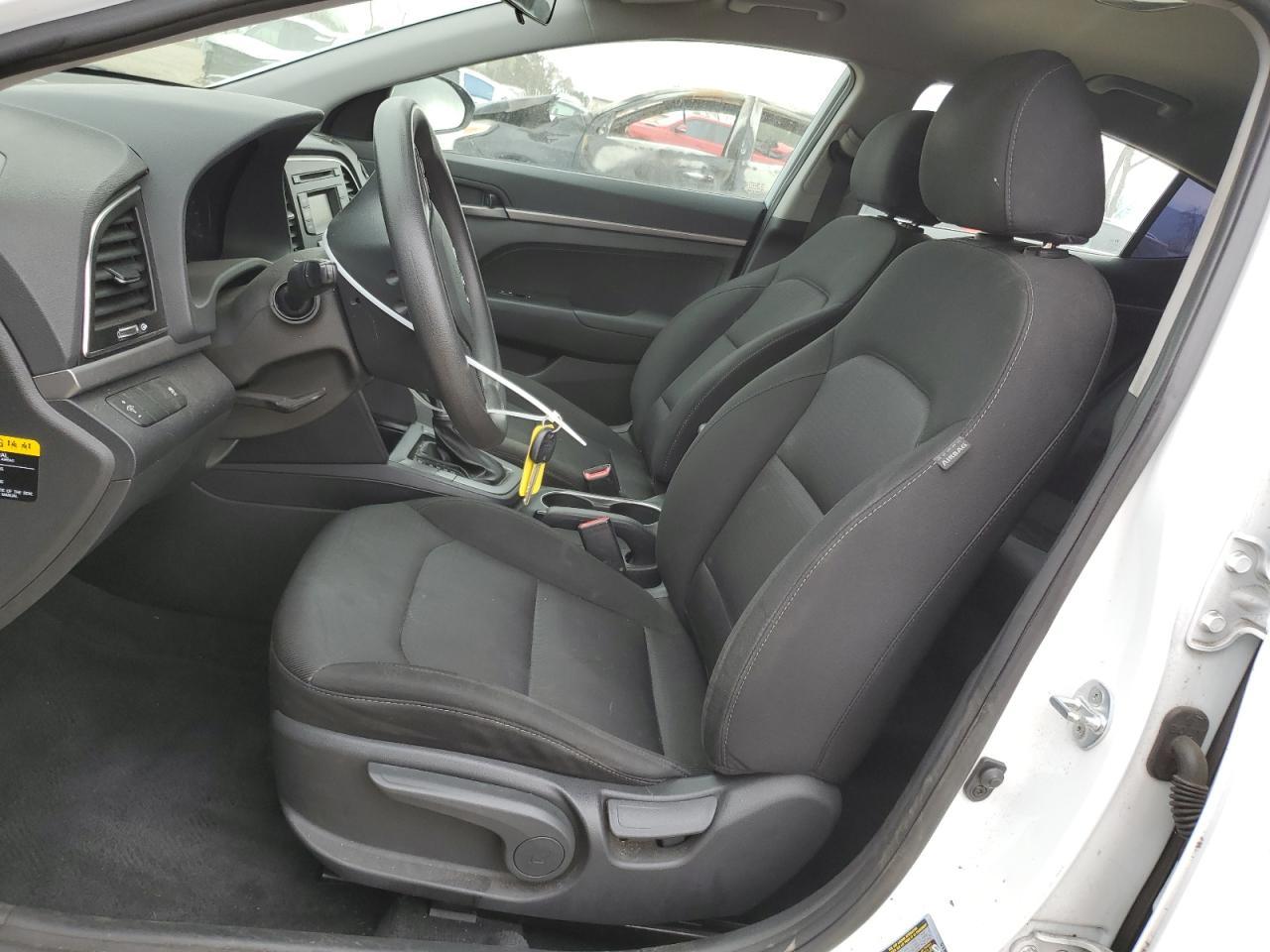 2018 HYUNDAI ELANTRA SE - Фото 7