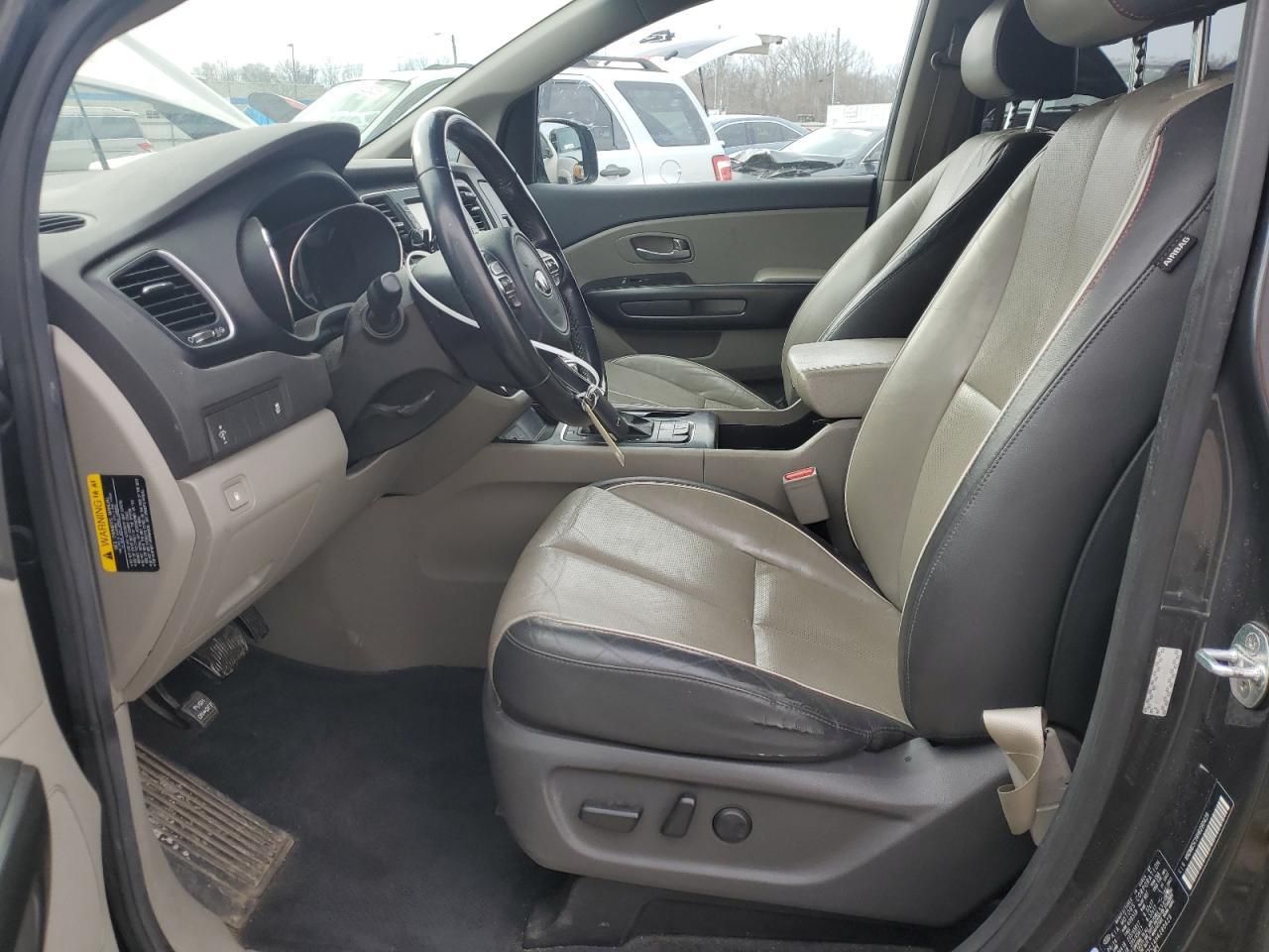 2017 KIA SEDONA LX - Фото 7