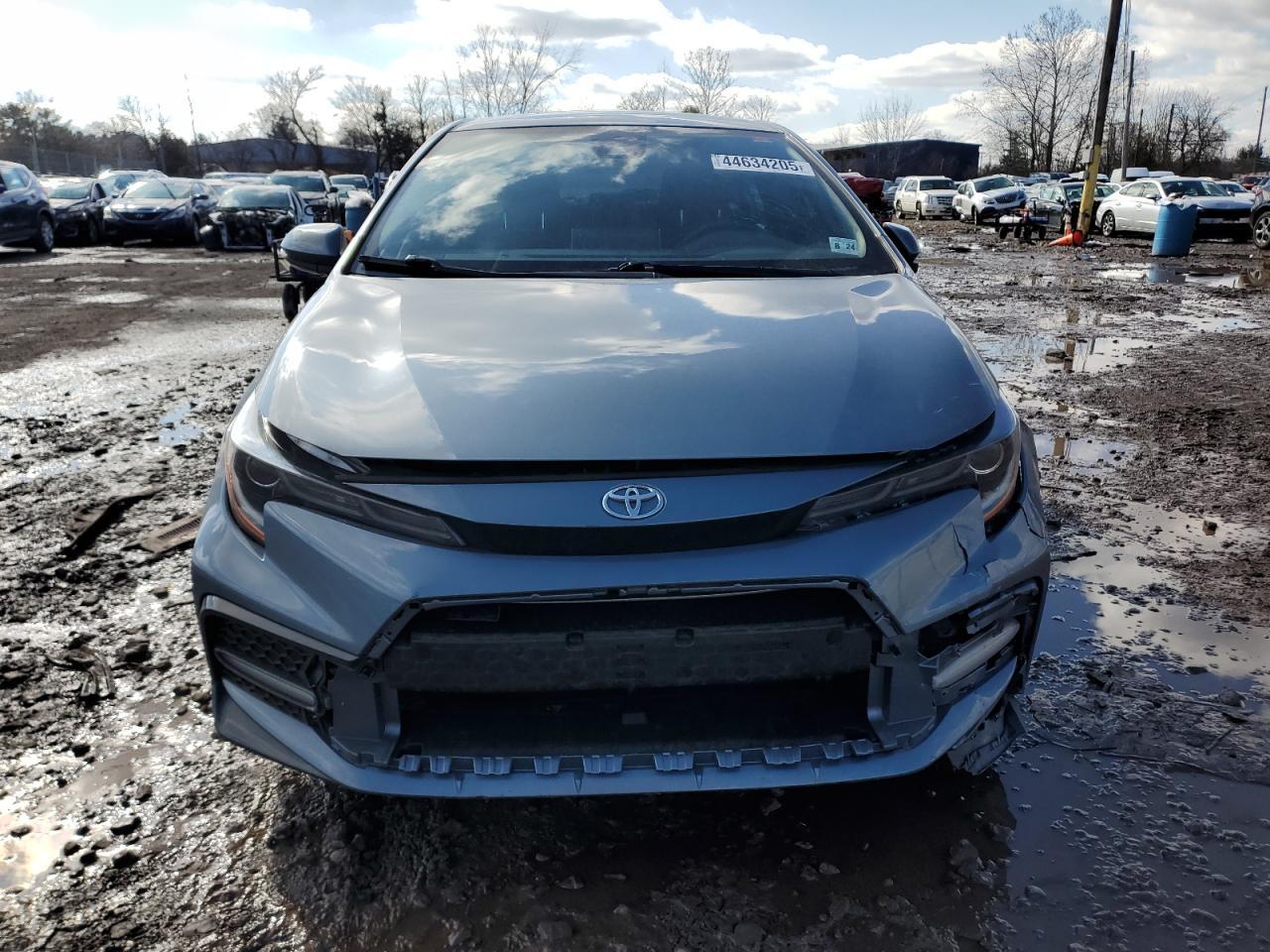 2020 TOYOTA COROLLA SE - Фото 5