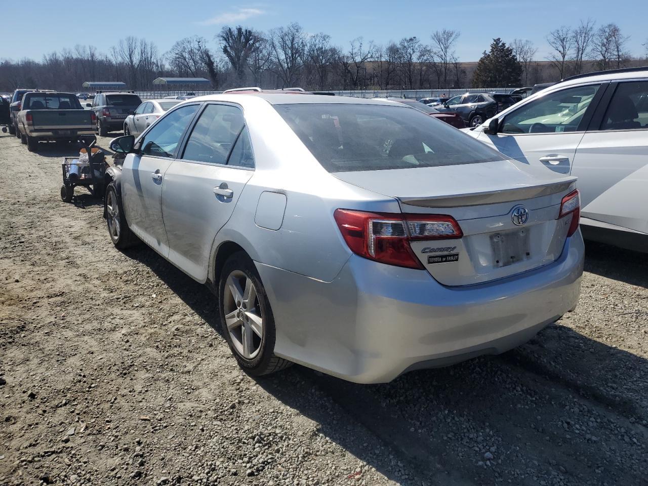 2012 TOYOTA CAMRY BASE - Фото 2