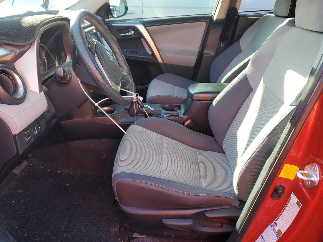 2015 TOYOTA RAV4 XLE - Фото 7