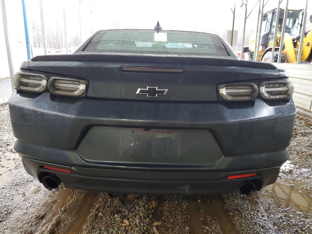 2021 CHEVROLET CAMARO LS - Image 6