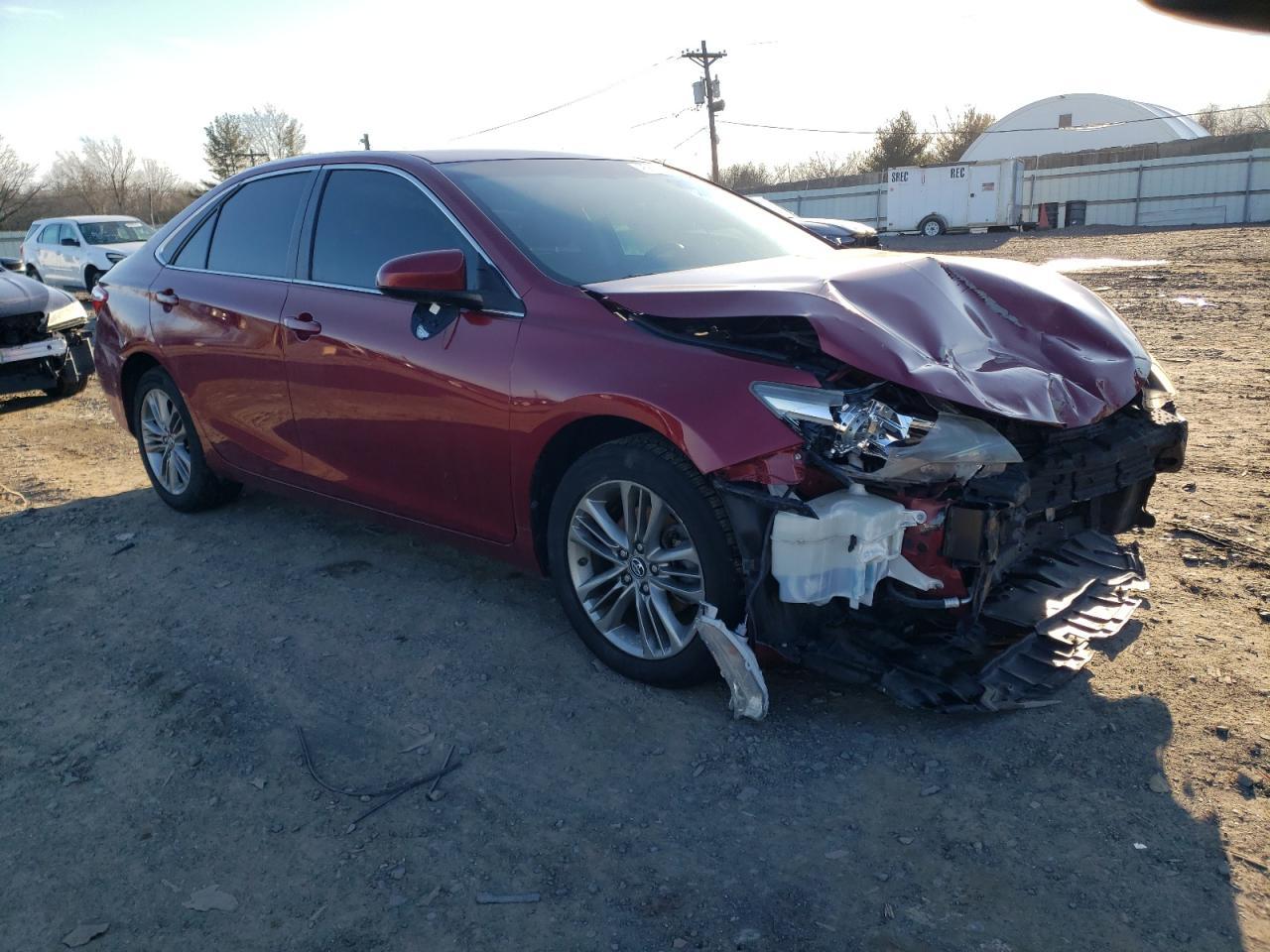 2016 TOYOTA CAMRY LE - Фото 4