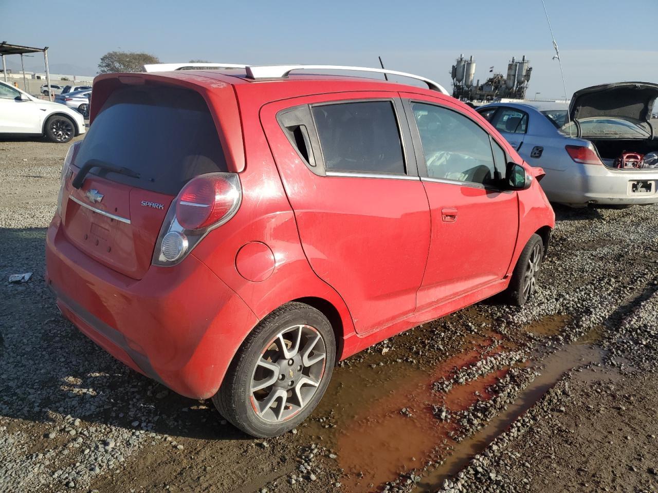 2015 CHEVROLET SPARK 2LT - Image 3