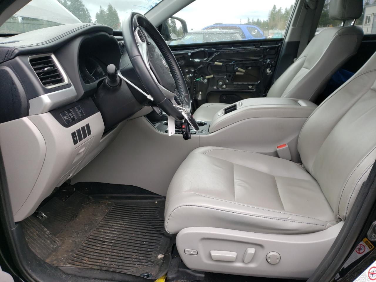 2019 TOYOTA HIGHLANDER - Image 7