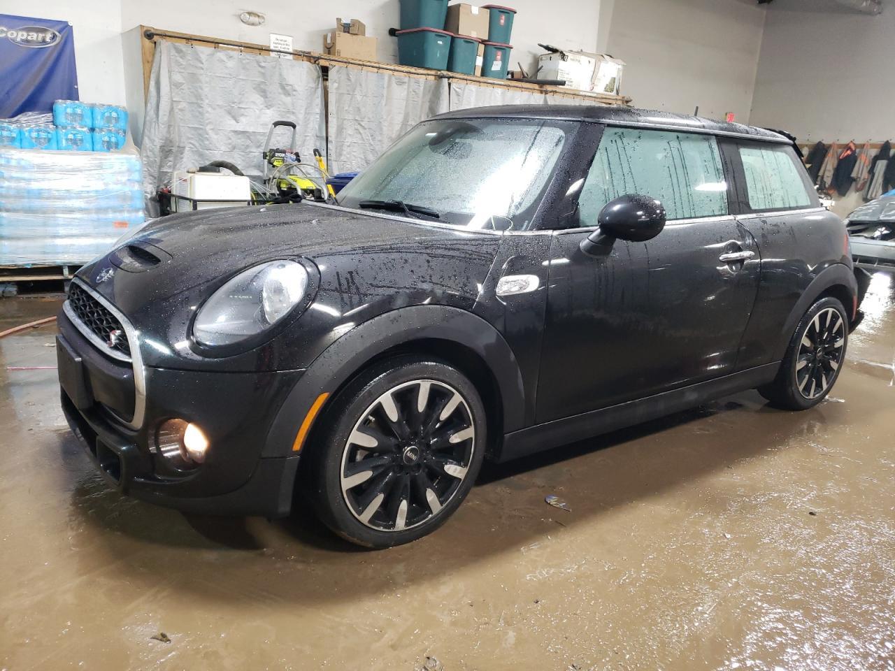 2019 MINI COOPER S car image