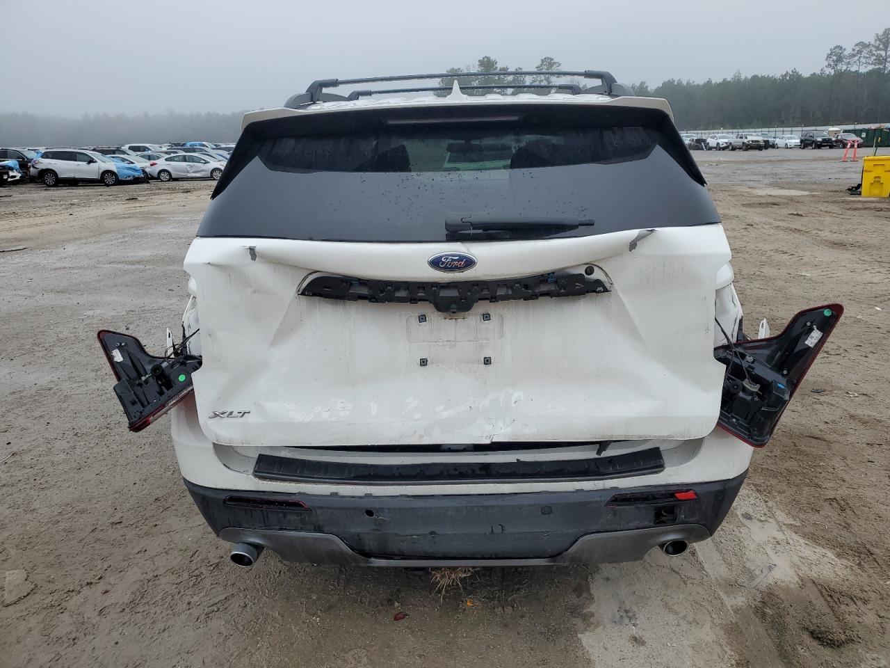 2022 FORD EXPLORER X - Image 6
