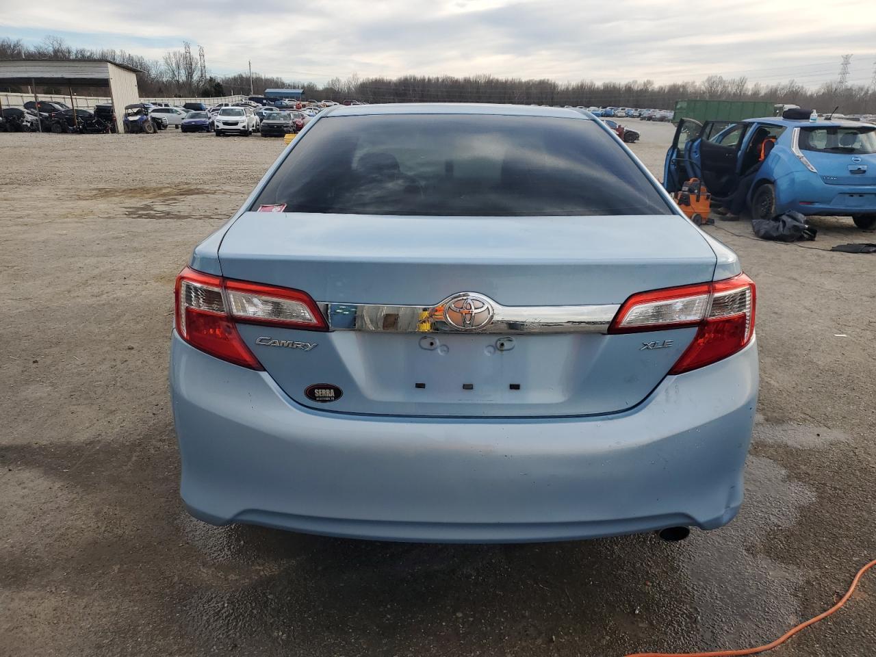 2013 TOYOTA CAMRY L - Фото 6