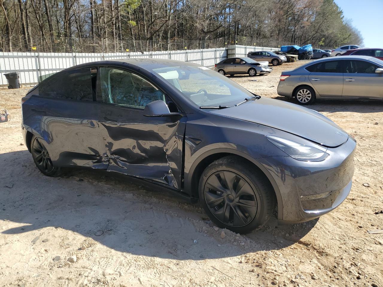 2025 TESLA MODEL Y - Image 4