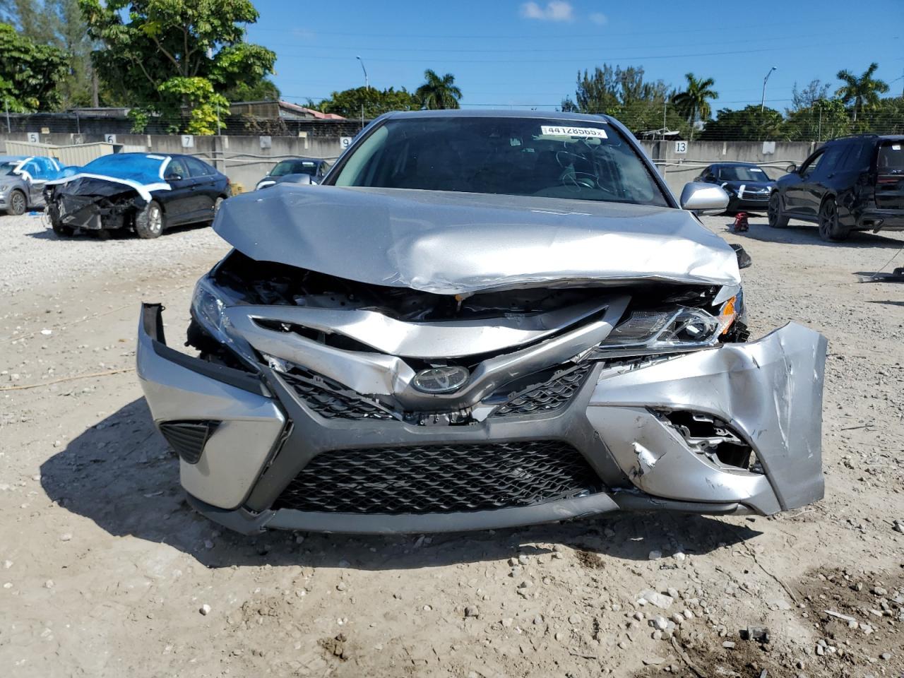2020 TOYOTA CAMRY SE - Image 5