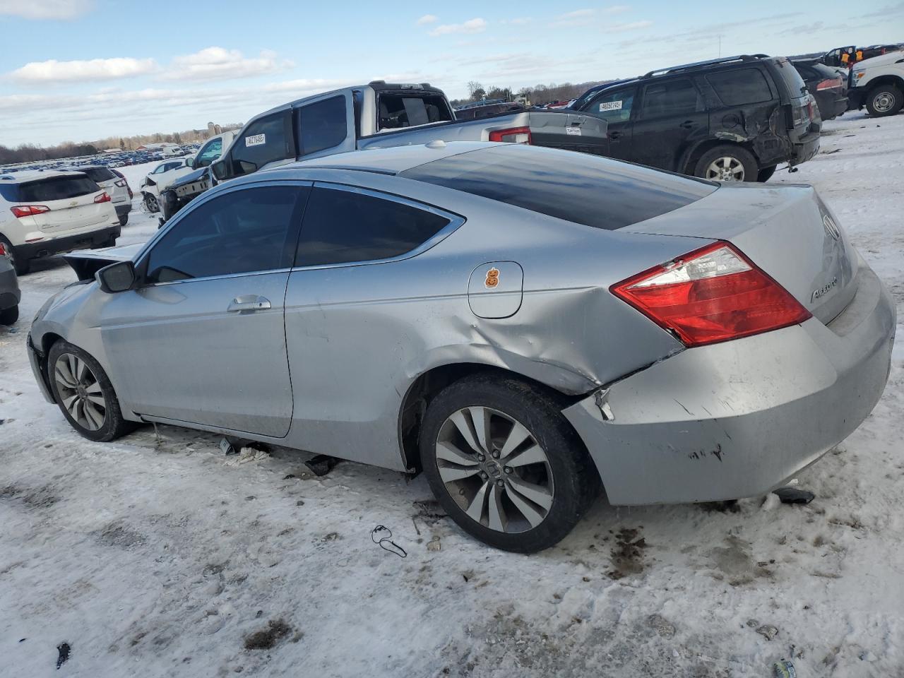 2010 HONDA ACCORD EXL - Image 2