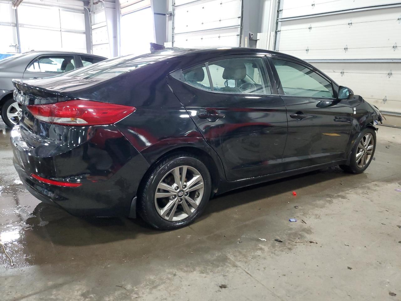 2018 HYUNDAI ELANTRA SE - Image 3