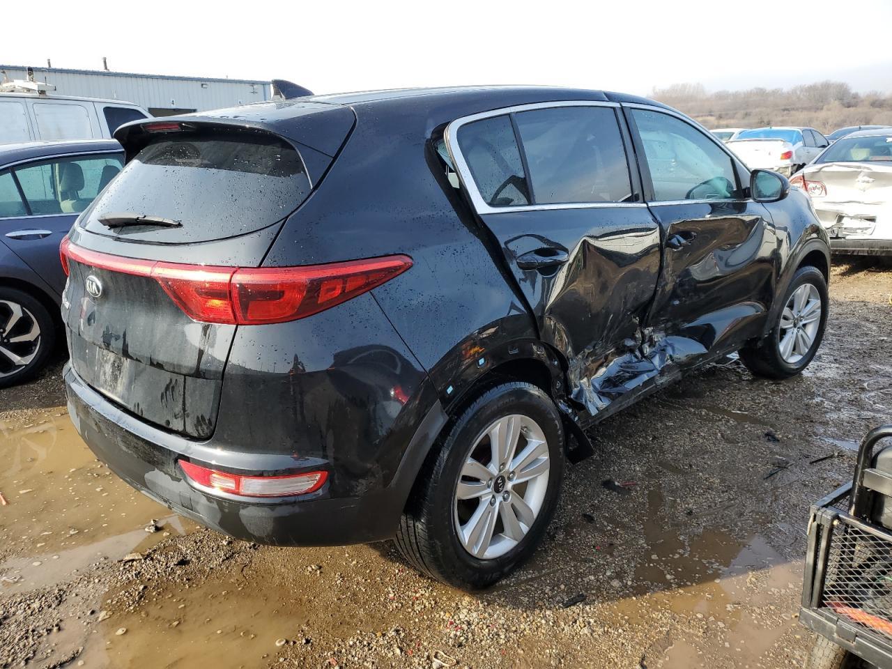2017 KIA SPORTAGE L - Image 3
