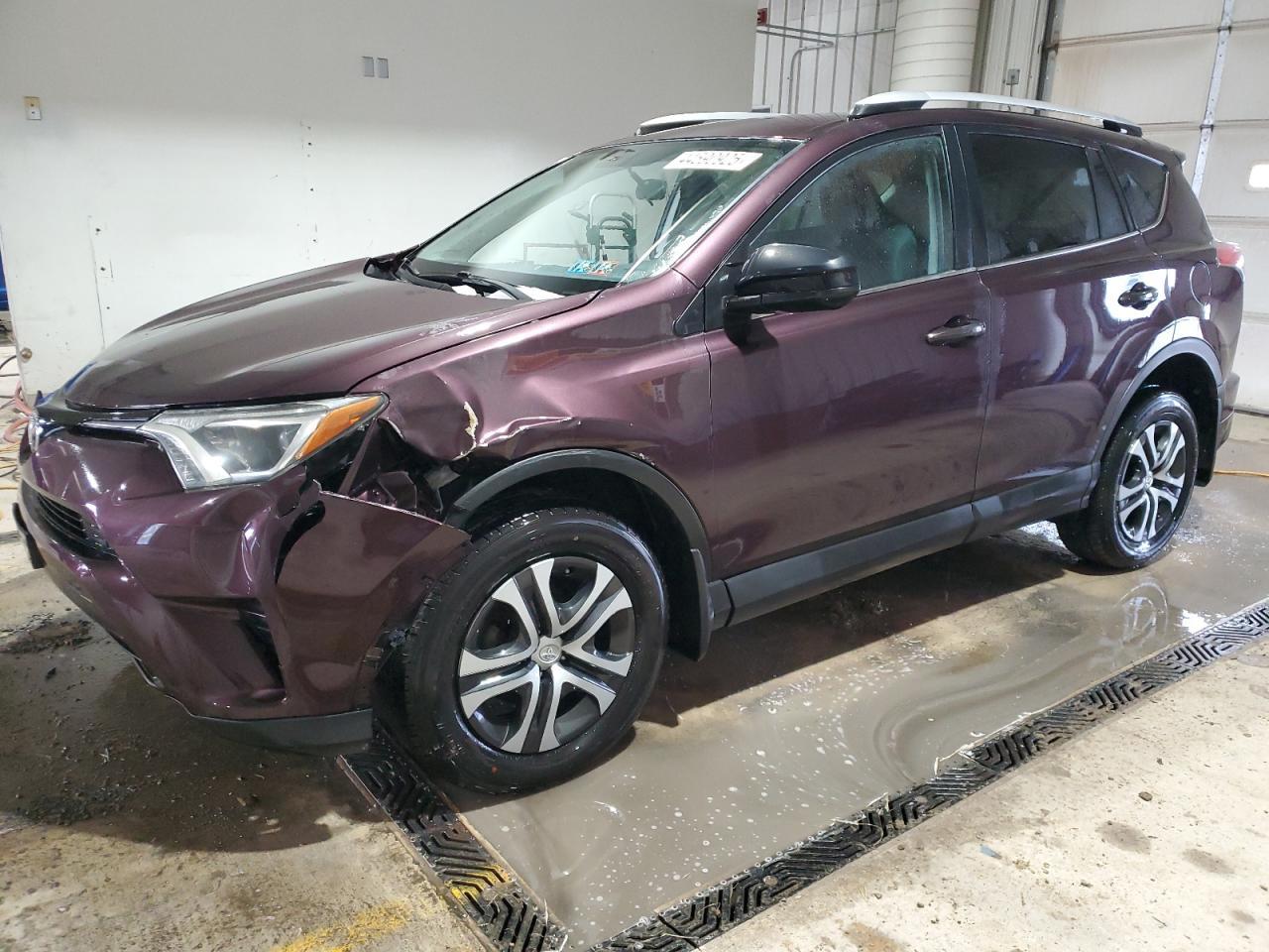 2016 TOYOTA RAV4 LE