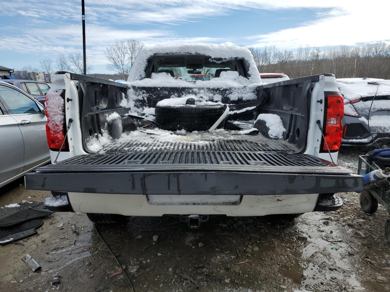 2017 CHEVROLET SILVERADO - Image 6