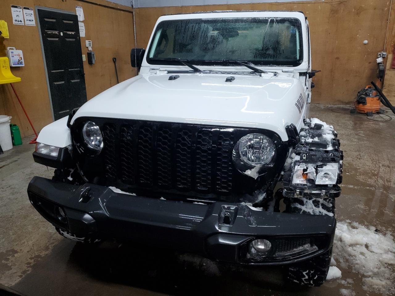 2023 JEEP GLADIATOR - Image 5