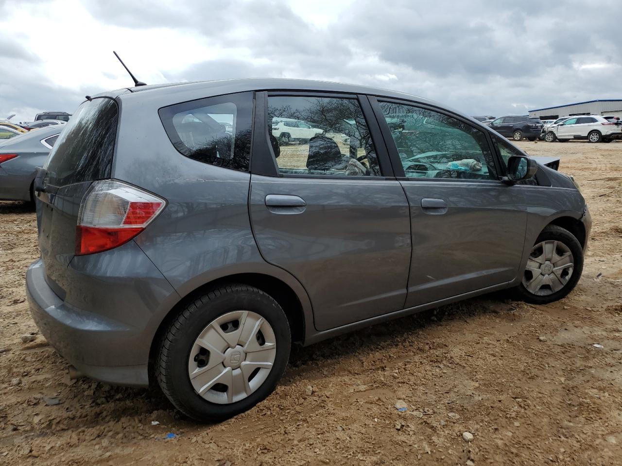 2013 HONDA FIT - Image 3