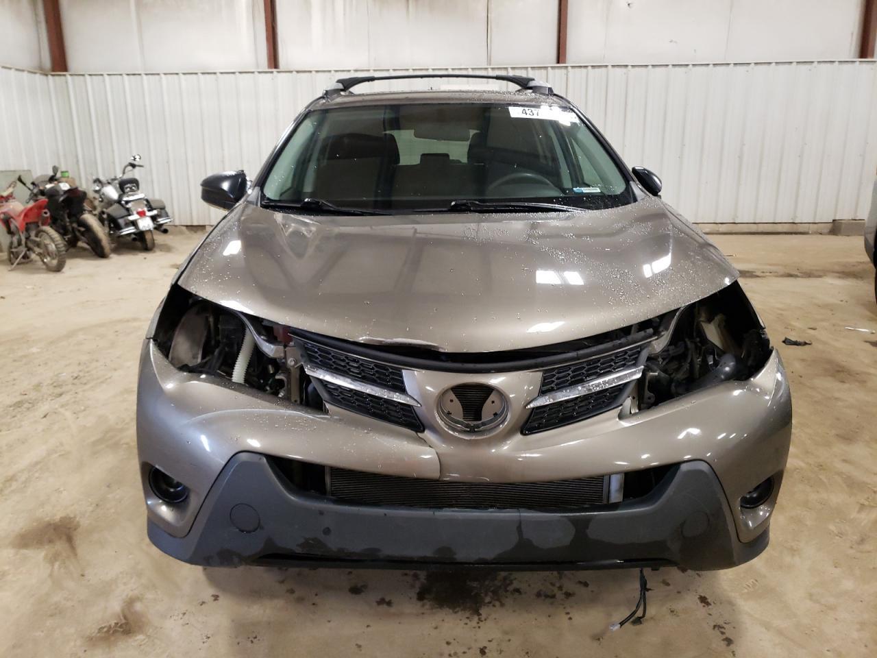 2015 TOYOTA RAV4 LE - Фото 5